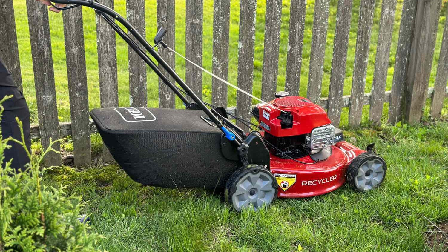 Essential Lawn Mower Maintenance Tips for Long-Lasting Use